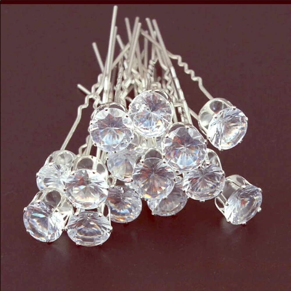 Set of 5 hair pins with crystals